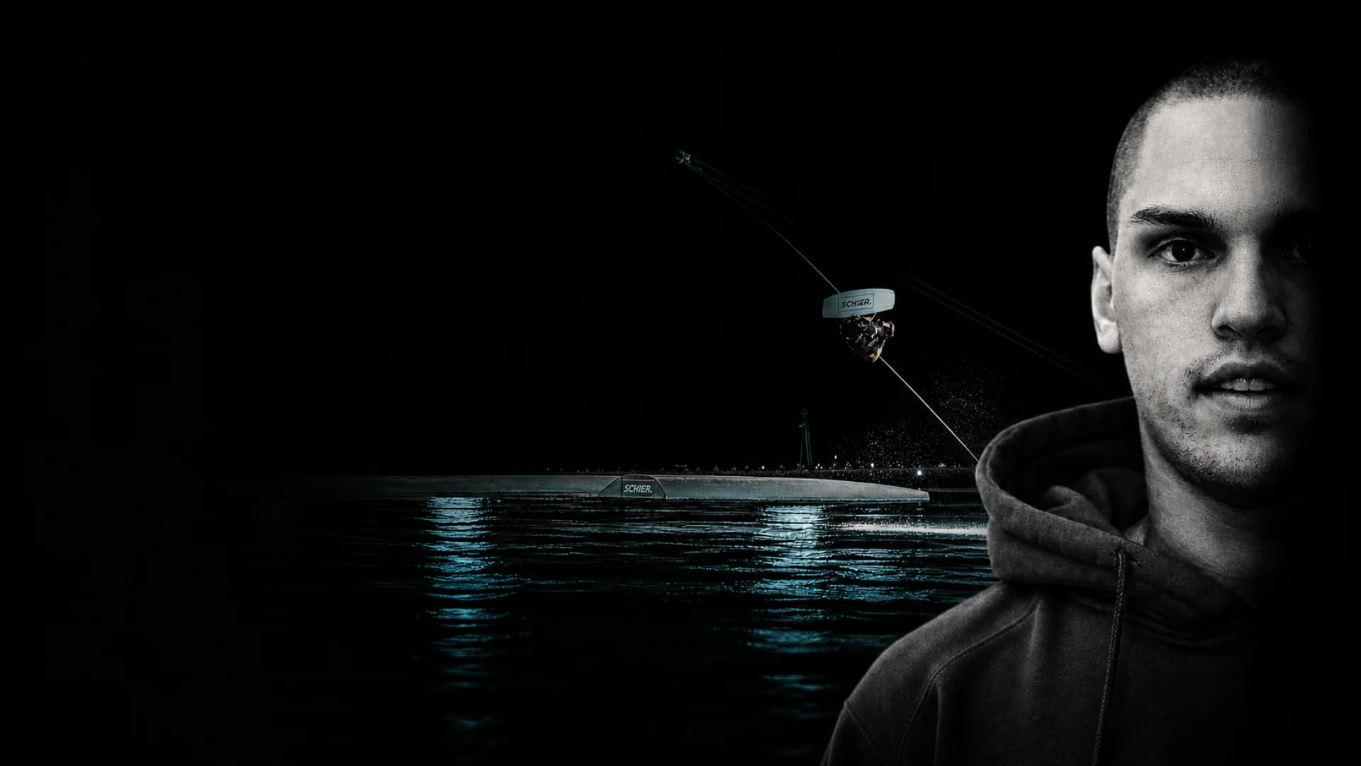 Ole Steingräber vor einer nächtlichen Wakepark-Szene